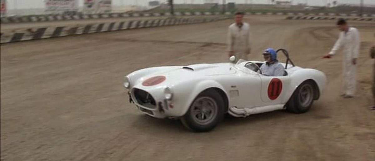 Shelby Cobra 427, also mit Big block: Neben Elvis ist „Spinout“ auch wegen der Autos sehenswert.
