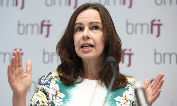 Familienministerin Sophie Karmasin