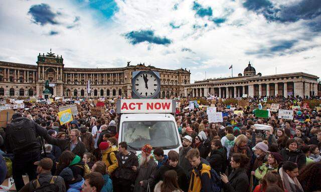 Die Fridays-for-Future-Demonstrationen stärken das Bewusstsein für den Klimawandel. Nun muss man lernen, die Folgen zu begrenzen und mit ihnen umzugehen.
