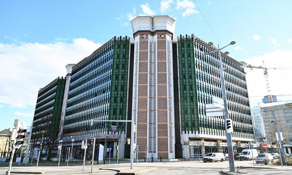 Andreas Bablers neue Büroadresse: Peter Czernins Amtsgebäude in der Radetzkystraße. 