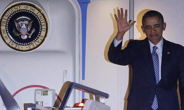 U.S. President Barack Obama arrives at Rome Airport