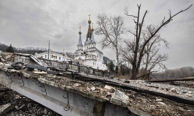 Das Höhlenkloster Swjatohirsk in der ostukrainischen Region Donetsk wurde bei Kämpfen beschädigt.