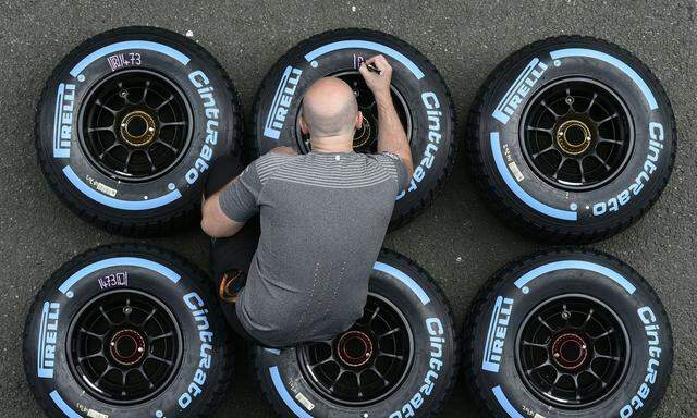 Reifenhersteller Pirelli kehrt an die Börse zurück