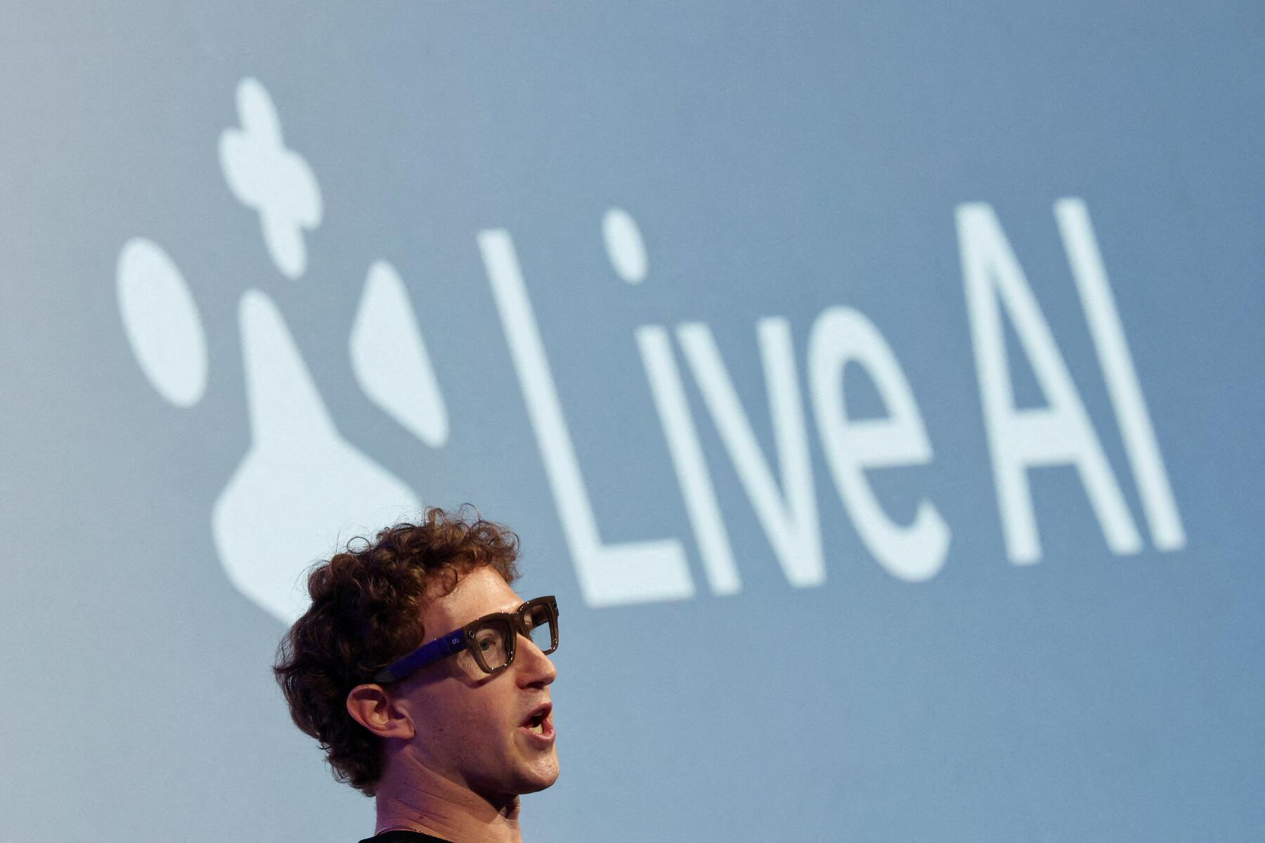Meta shares plunge as investors lose patience with Zuckerberg's AI strategy
