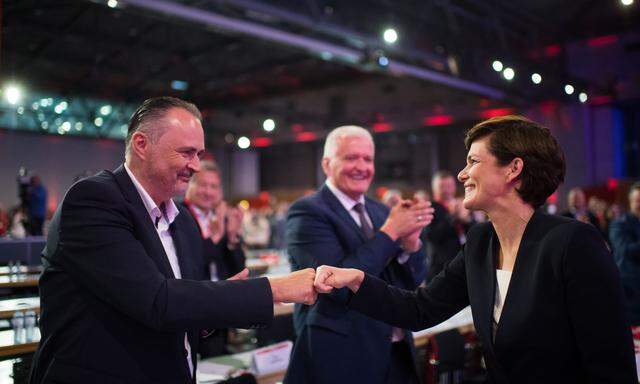 Burgenlands Landeshauptmann Hans-Peter Doskozil und Parteivorsitzende Pamela Rendi-Wagner (SPÖ)