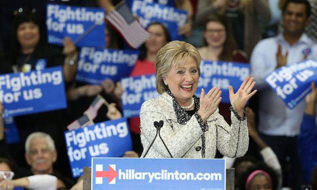 US-HILLARY-CLINTON-HOSTS-PRIMARY-NIGHT-EVENT-IN-COLUMBIA,-SOUTH-