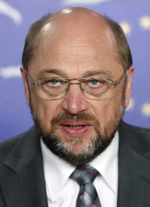 "Ganz egal, ob man ihrer Politik zustimmt oder nicht, Margaret Thatcher hat gezeigt, dass die Politik noch immer eine Kraft des Wandels sein kann. Sie war eine Figur von historischer Bedeutung." EU-Parlamentschef Martin Schulz. 