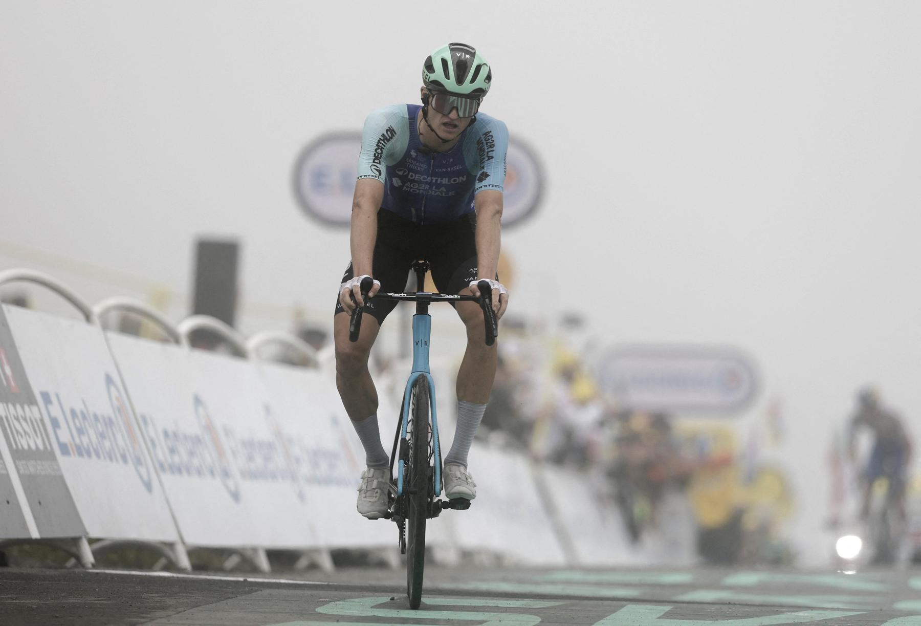 Felix Gall z izjemno predstavo na Tour de Franceu osvojil četrto mesto v Pirenejih