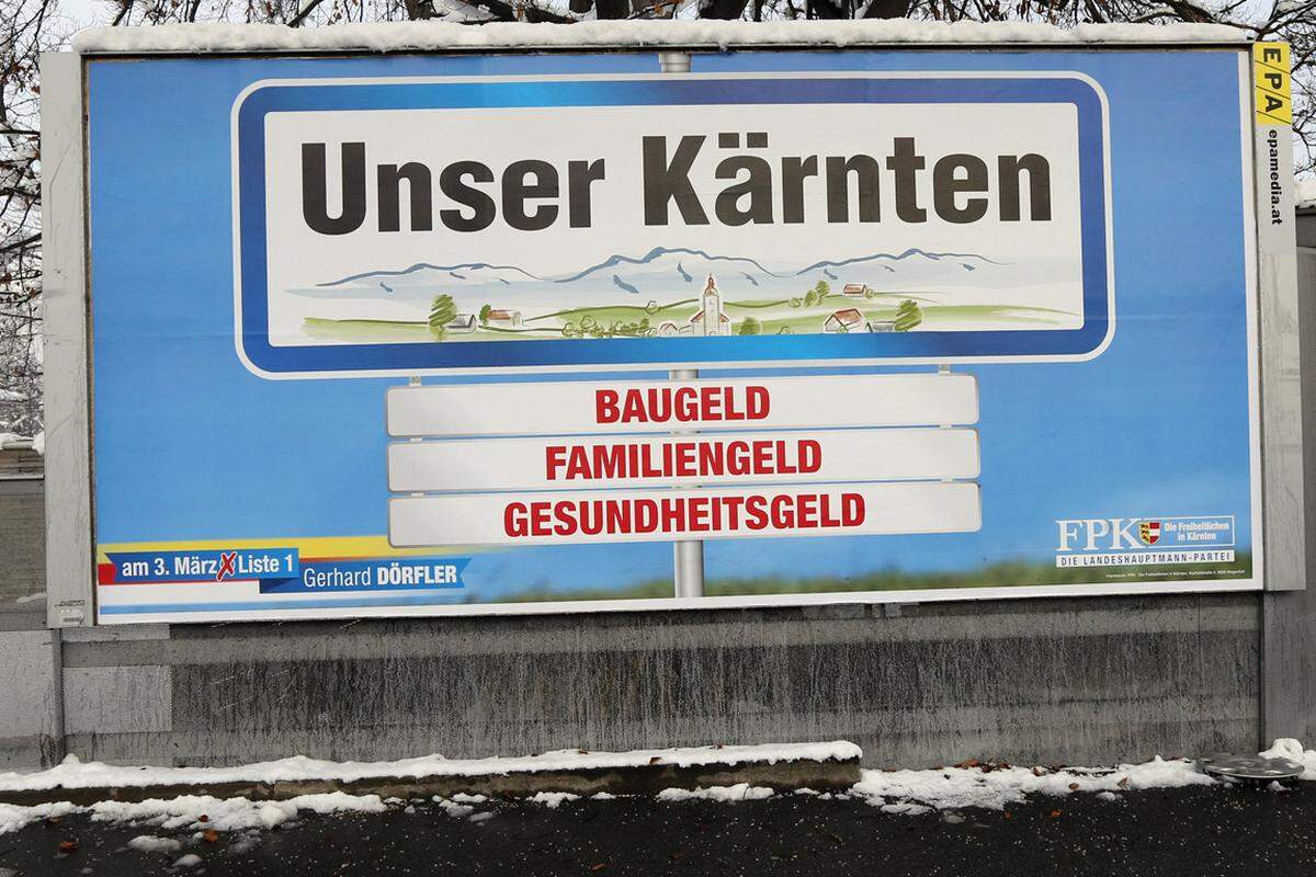 Die FPÖ erlitt bei den Kärntner Gemeinderatswahlen im März 2015 die erwarteten Verluste. Vom historischen Wahlsieg 2009 ist wenig übrig, der Jörg-Haider-Effekt verpufft. Und dennoch: In einigen Städten konnten die freiheitlichen Bürgermeister ihre Vormachtstellung halten.Der Urnengang zeigte damit, was in der Vergangenheit schon mehrfach bestätigt wurde: Die "Freiheitlichen in Kärnten" stellten in Österreichs Polit-Landschaft einen Sonderfall dar. Seit ihrer Gründung fungierten sie als eigenständiger Verein, schafften anders als ihre Landespartei-Pendants, stets zweistellige Ergebnisse und traten 2013 zum dritten Mal hintereinander mit einem anderen Namen zur Landtagswahl an. Bald darauf vereinigten sich FPK und FPÖ nach acht Jahren der Trennung zur Kärntner FPÖ. Im März 2015 ging es dennoch auf Talfahrt - auf keine katastrophale allerdings. Ein Blick auf ihre turbulente Geschichte.