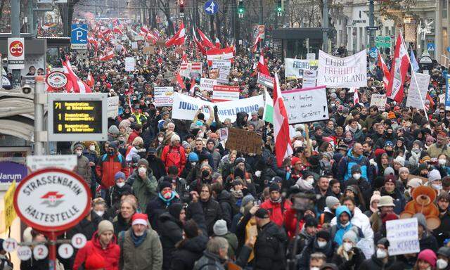 WIEN: DEMONSTRATION GEGEN CORONA-MASSNAHMEN