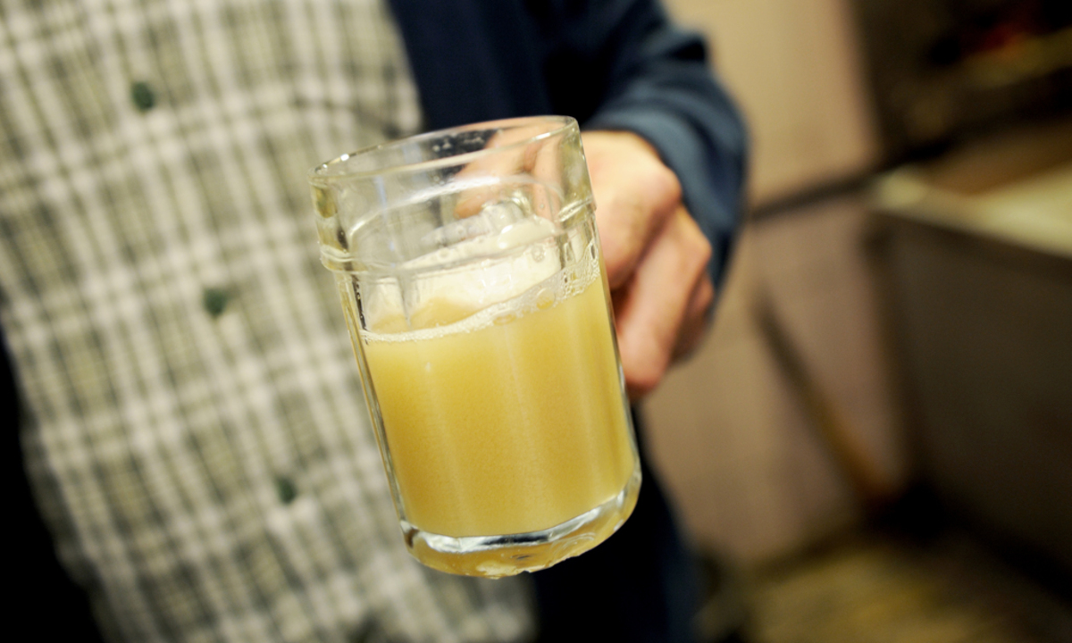 Frischer Apfelsaft: „Der hupft einen an.“