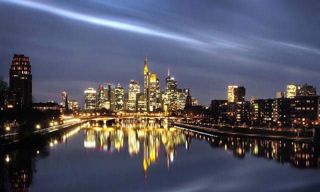 The spread of the coronavirus disease (COVID-19) continues during an extended lockdown in Frankfurt