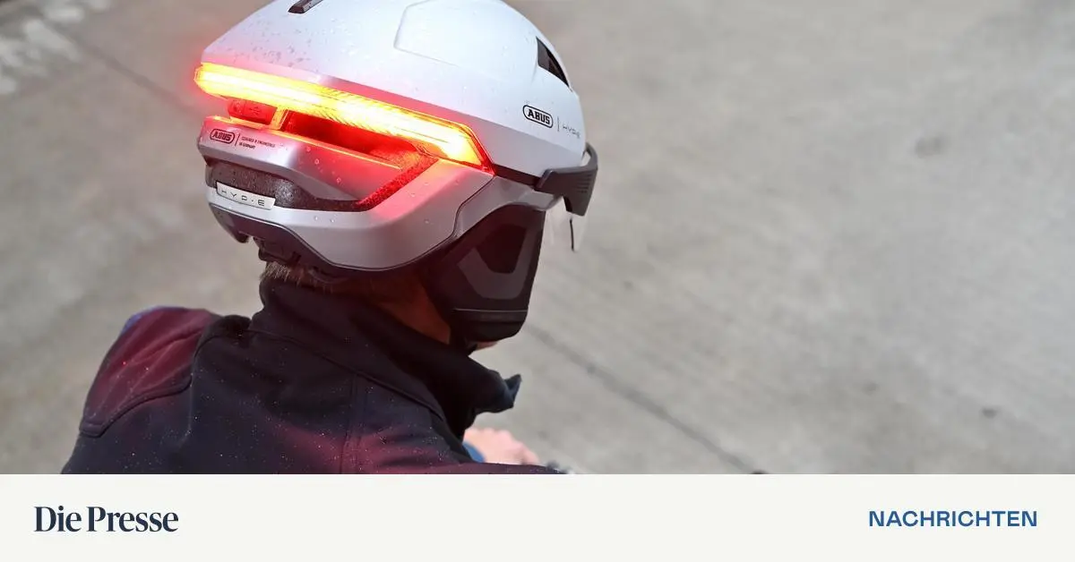 F-r-helle-K-pfe-auf-dem-Fahrrad-premium-