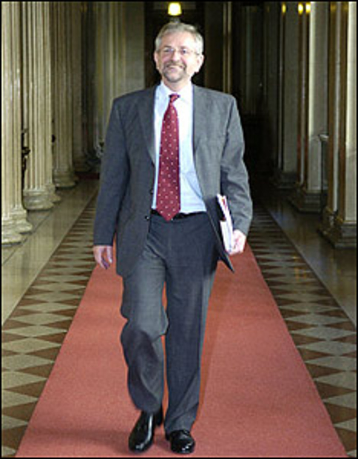 "Das gilt ja nur für Schüler, die bewertet werden wollen."  Molterers Retourkutsche