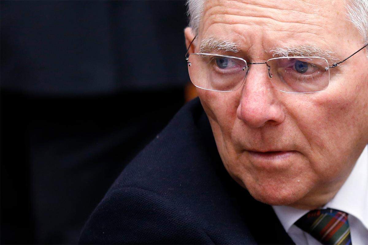 "Keiner der Kollegen versteht, was Griechenland will." "Am 28., 24.00 Uhr, is over." Finanzminister Wolfgang Schäuble verliert am 17. Februar langsam die Geduld ...