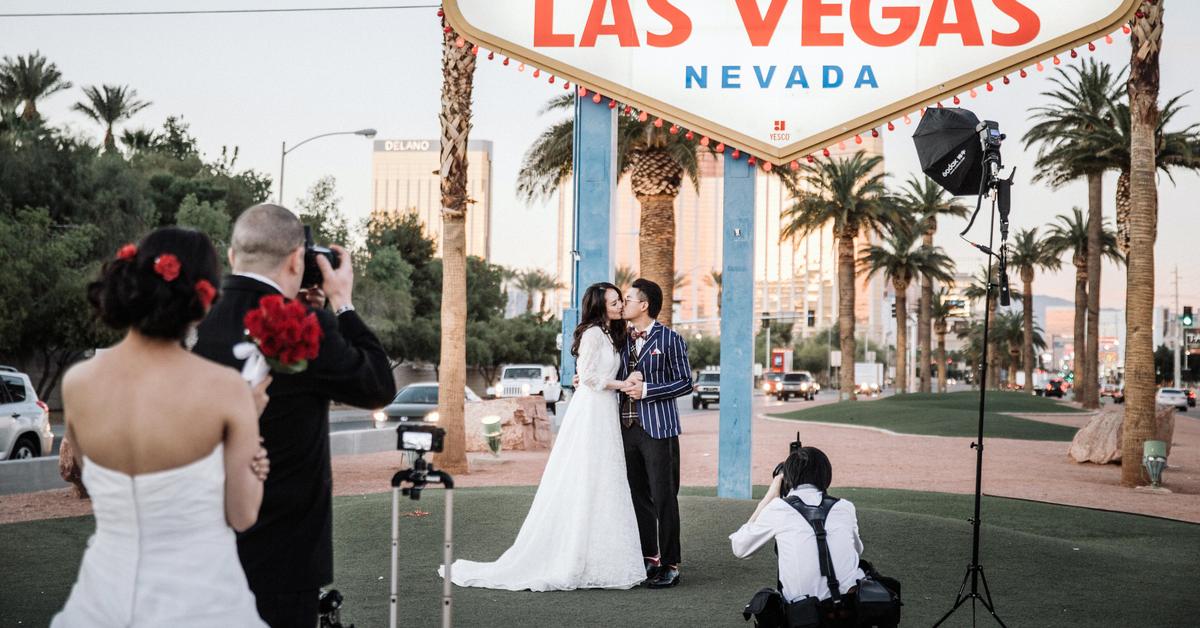 Getting married spontaneously in Las Vegas? A myth