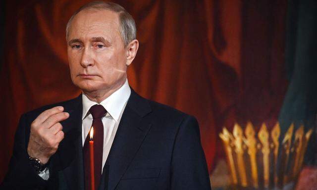 Russlands Präsident Wladimir Putin wird 70. Zu diesem Anlass lädt er Staatsgäste in den prunkvollen Kontantinpalast ein - und dürfte damit einmal mehr demonstrieren wollen, dass er trotz seines Angriffskrieges gegen die Ukraine international nicht isoliert ist. 
