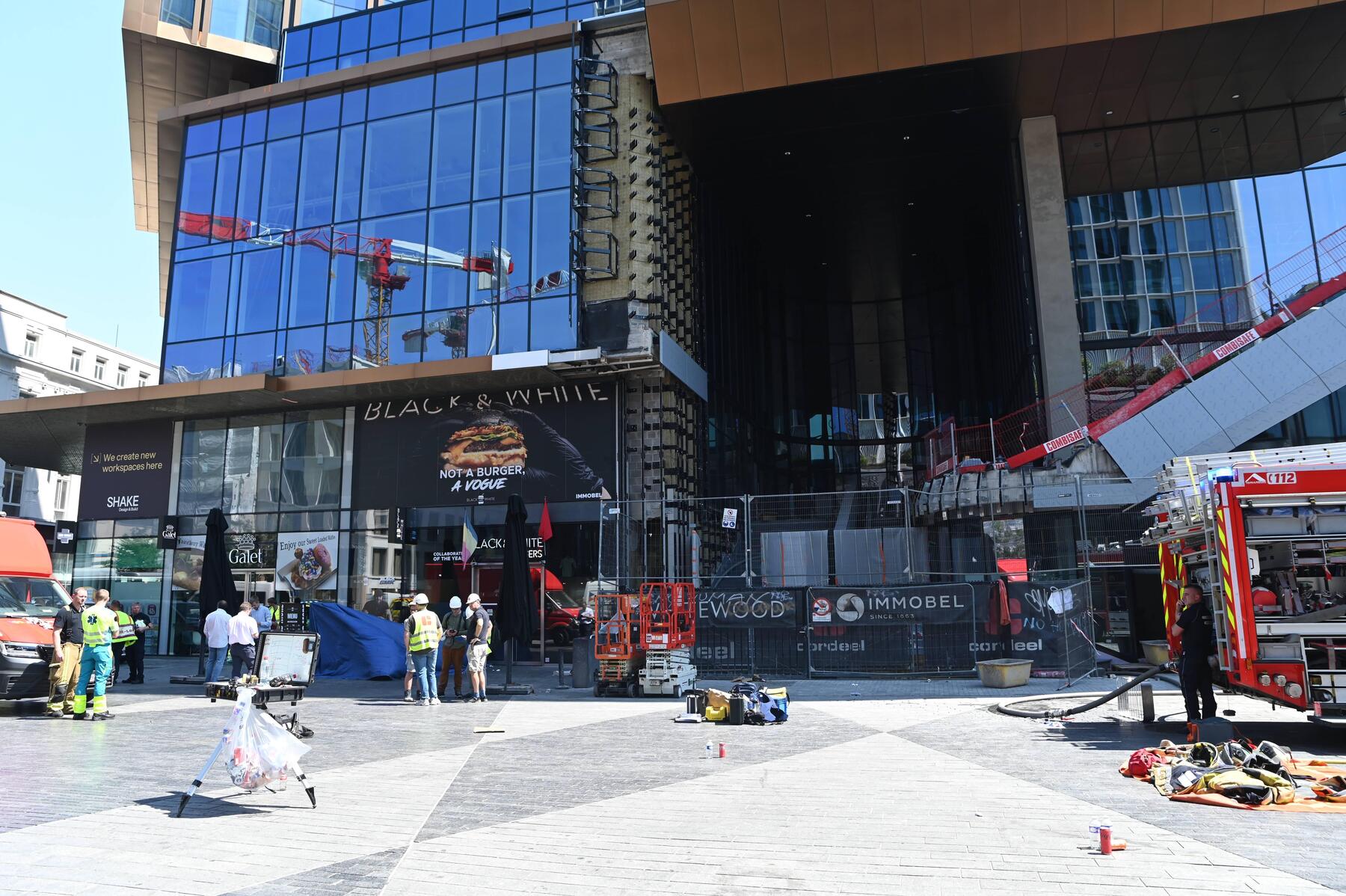 Six Dead After Elevators Crash at Brussels Construction Site; Second Cabin Searched
