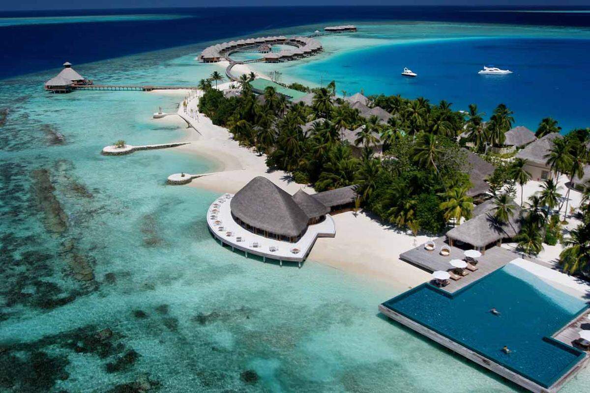 Die "Trauminsel" - so heißt das Resort aus dem maledivischen übersetzt - befindet sich im nördlichen Malé-Atoll.