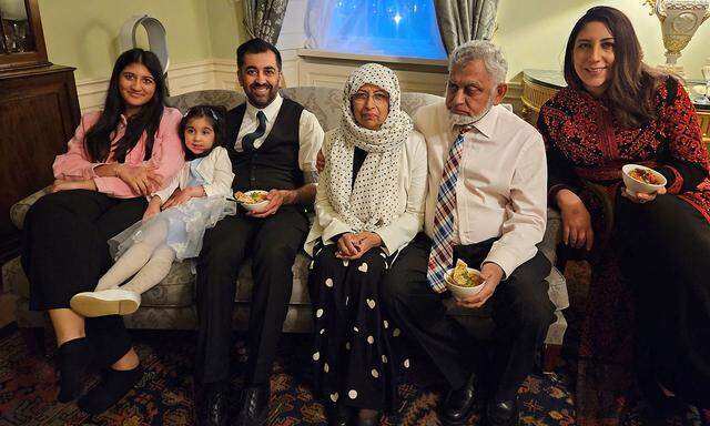 Scottish First Minister Yousaf poses with family at Bute House, Edinburgh