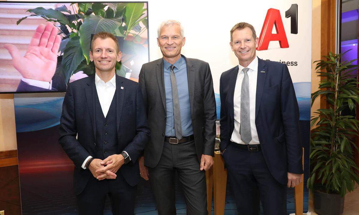 A1 Telekom COO Enterprise Martin Resel, Casino Baden-Direktor Harald Brandstätter und Presse"-Geschäftsführer Andreas Rast (v.l.)