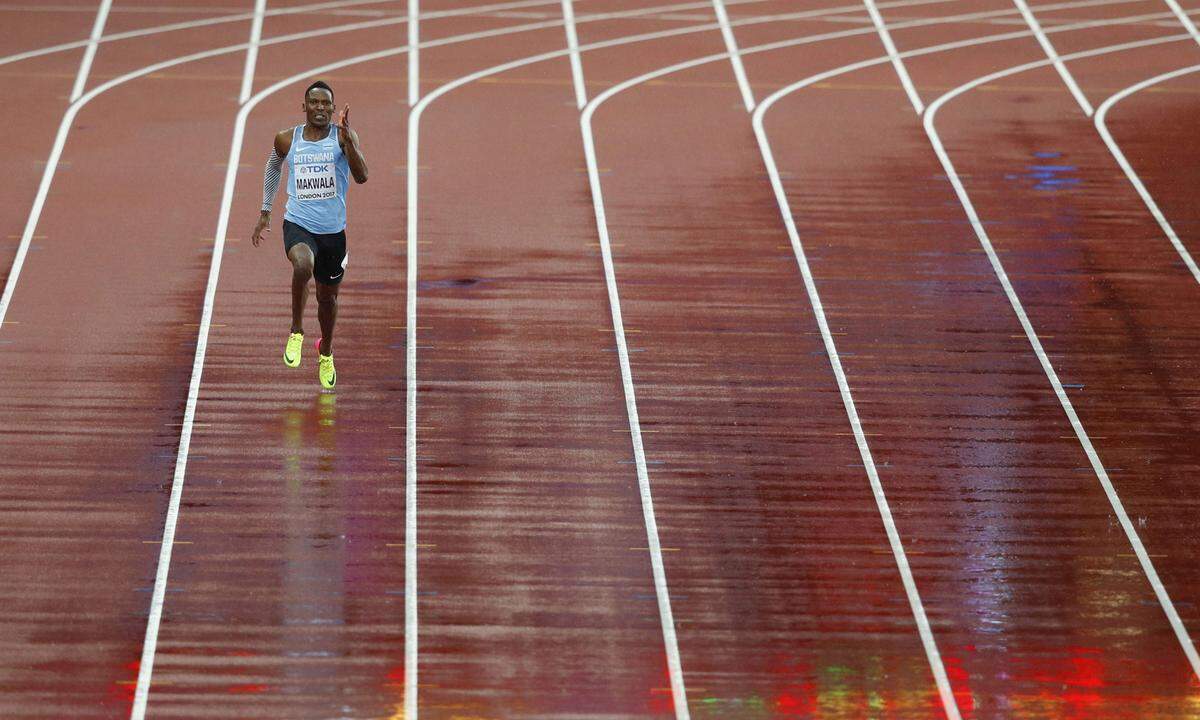 Sprinter Isaac Makwala aus Botswana verpasste den 200-Meter-Halbfinallauf wegen Quarantäne und durfte ihn schließlich als Solist nachholen.