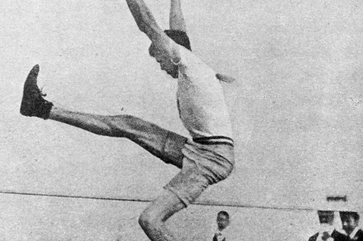 Auf Platz zehn liegt ein Athlet aus grauer Vorzeit. Acht Goldmedaillen gewann der US-Leichtathlet zwischen 1900 und 1908.
