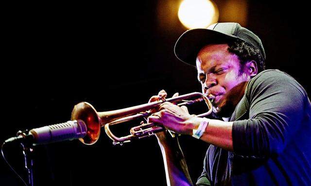 „The Lingering Velocity of the Dead Ambitions“: Jazzer Ambrose Akinmusire – hier an der Trompete – hat keine Lust auf Beruhigendes.