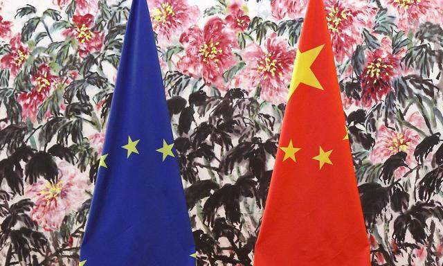 Symbolbild: EU- und China-Flagge