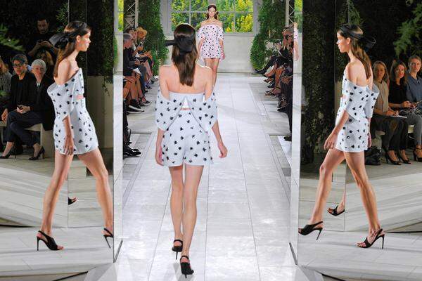 Die Mode von Balenciaga entwirft nun Alexander Wang, die Düfte setzen auf Kontinuität.