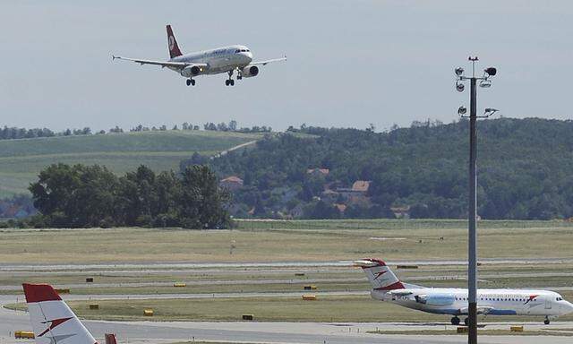 ARCHIVBILD/THEMENBILD: FLUGHAFEN WIEN-SCHWECHAT