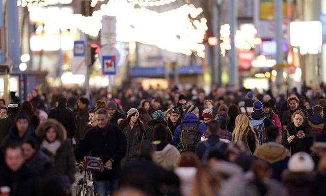 WIEN: ERSTER EINKAUFSSAMSTAG IM ADVENT