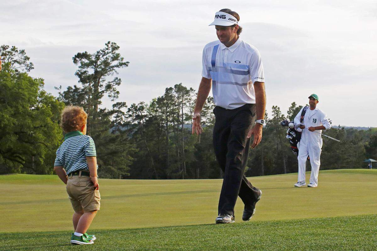 Nach dem Sieg beim Masters eilte Bubba Watson zu seinem vielleicht größten Fan. Söhnchen Caleb, 2, ließ sich allerdings ein wenig bitten.