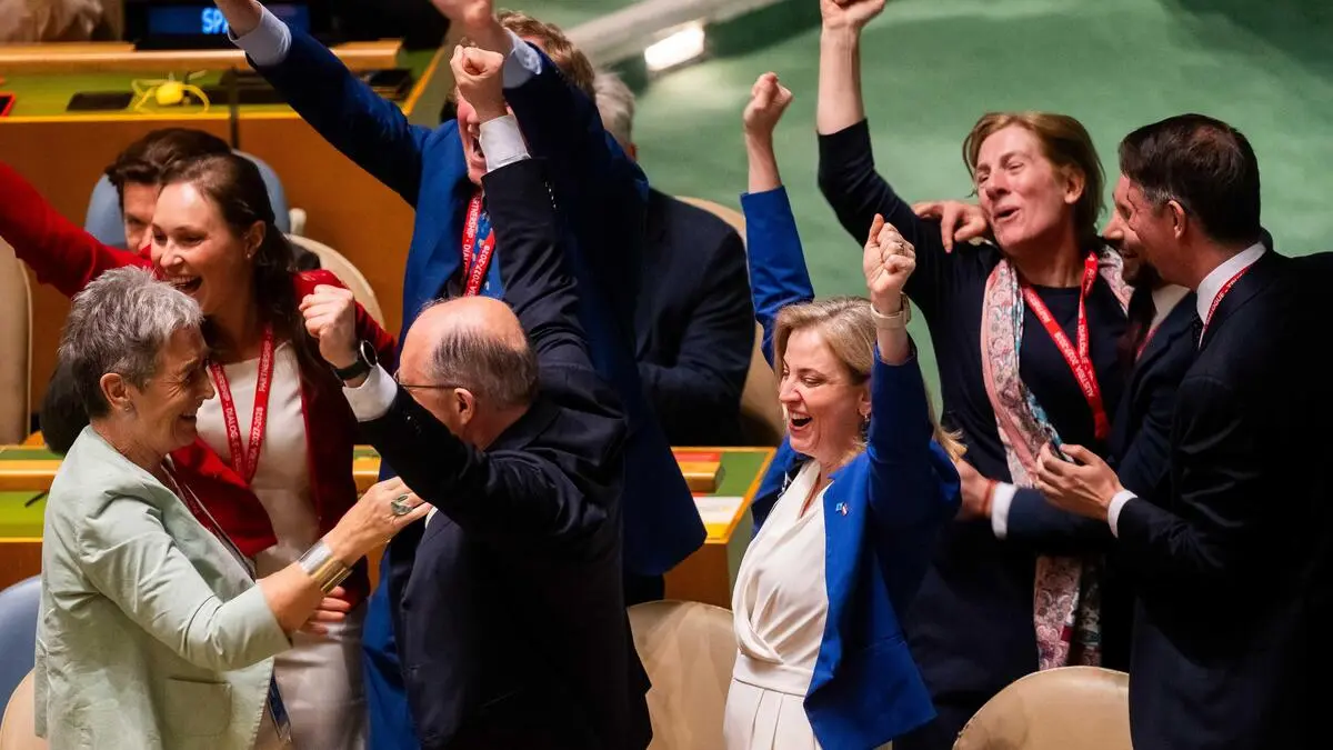 Austria defeats Germany and joins the UN Security Council