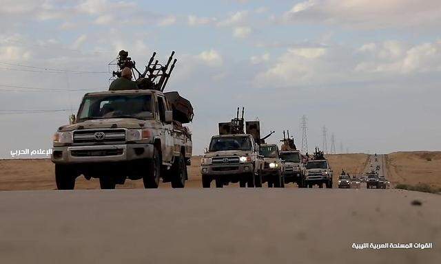 Haftar-treue Truppen auf dem Weg nach Tripolis