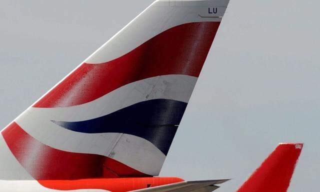 Eine Frau wollte die Flugzeugtür einer British Airways-Maschine über dem Atlantik öffnen.