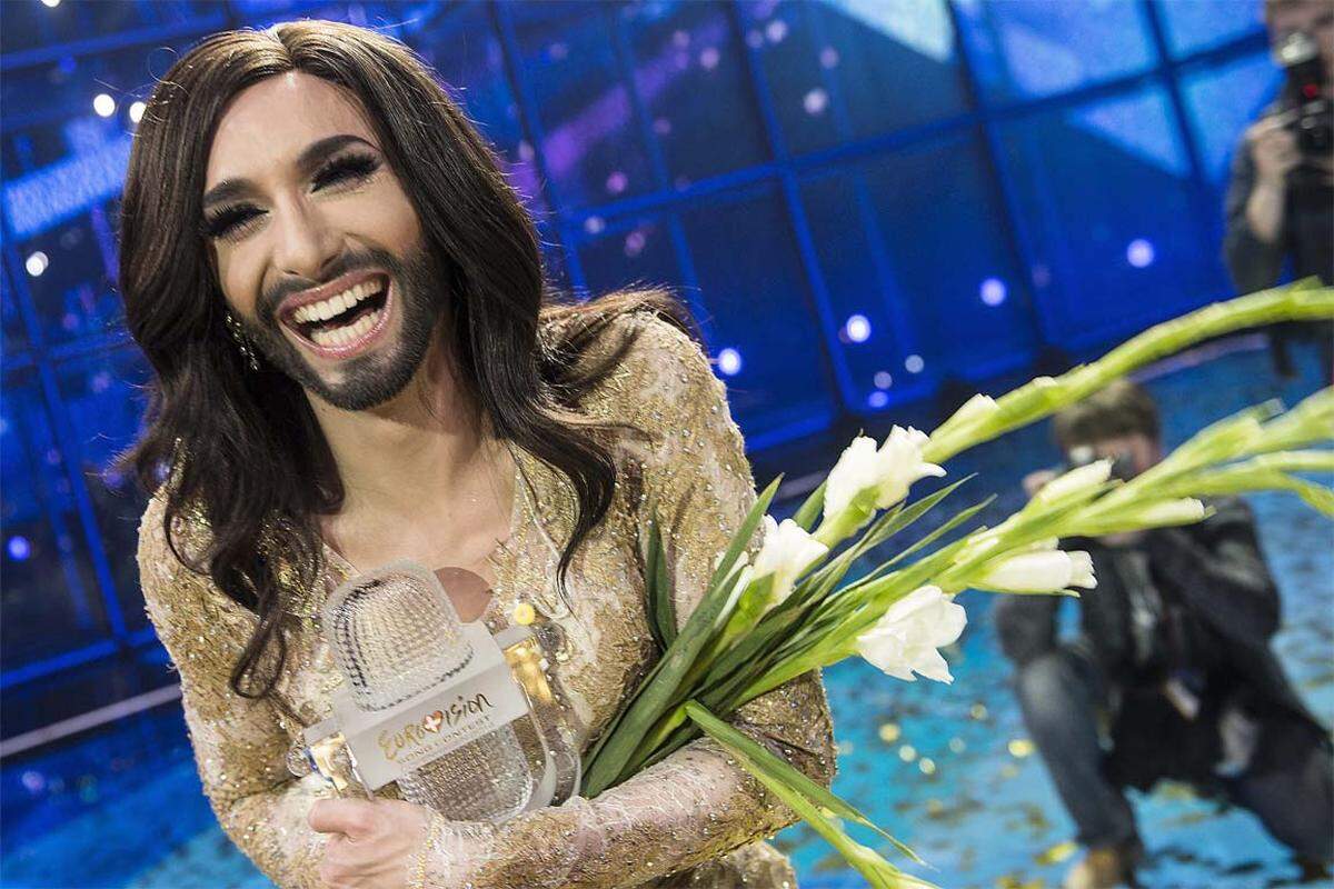 Conchita Wurst gewinnt für Österreich den Eurovision Song Contest mit dem Lied "Rise Like a Phoenix".