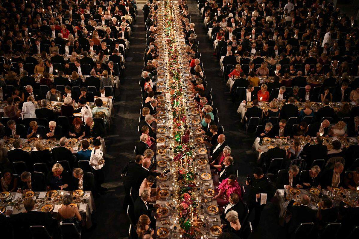 Das Festessen ist ein Spektakel für Hunderte ausgewählte Gäste.