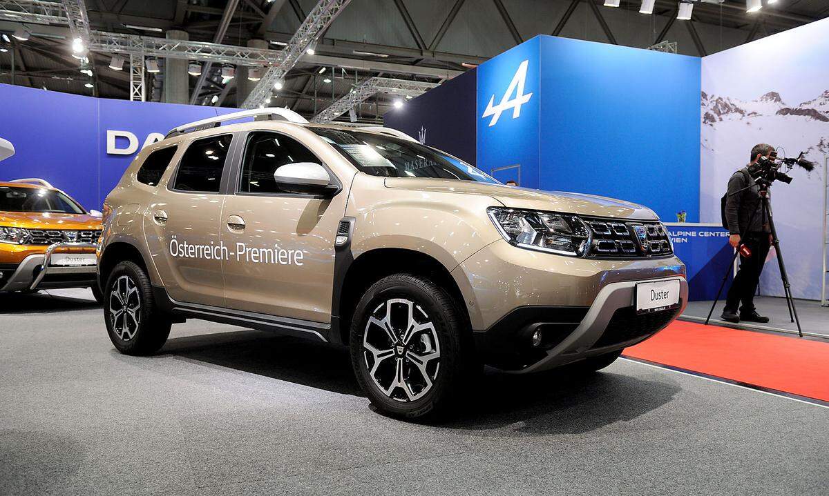 Traditionell als Benziner oder Diesel wird der Dacia Duster ausgeliefert, der sich in zweiter Generation ebenfalls gemausert hat. 