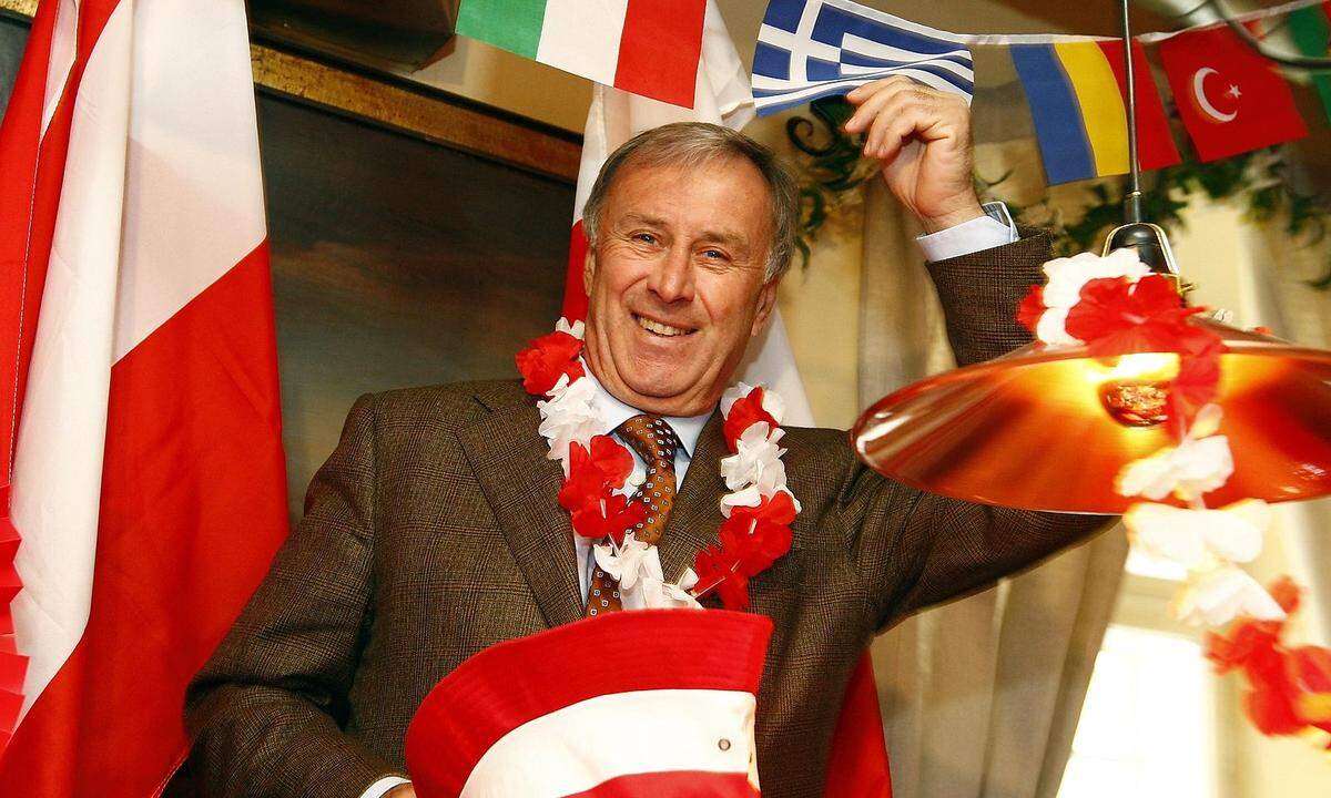 Vater Josef Hickersberger hat 39 Länderspiele als Aktiver zu Buche stehen, außerdem fungierte er von 2006 bis 2008 ÖFB-Teamchef.