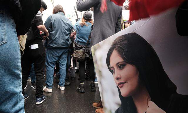 Im Iran wird seit Monaten gegen die Führung in Teheran protestiert. Auslöser war der Tod der von Mahsa Amini im Polizeigewahrsam.