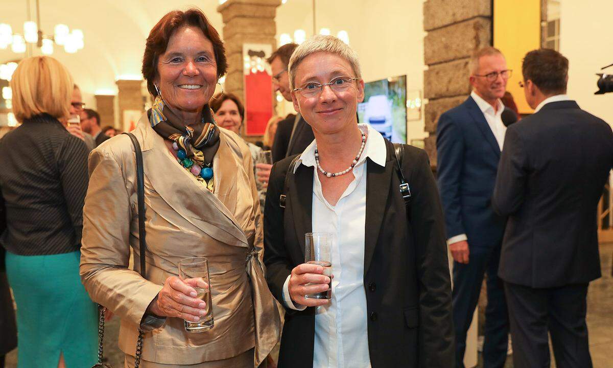 BIG-Aufsichtsratsvorsitzende Christine Catasta (l.) und Salzburg AG-Vorständin Brigitte Bach.