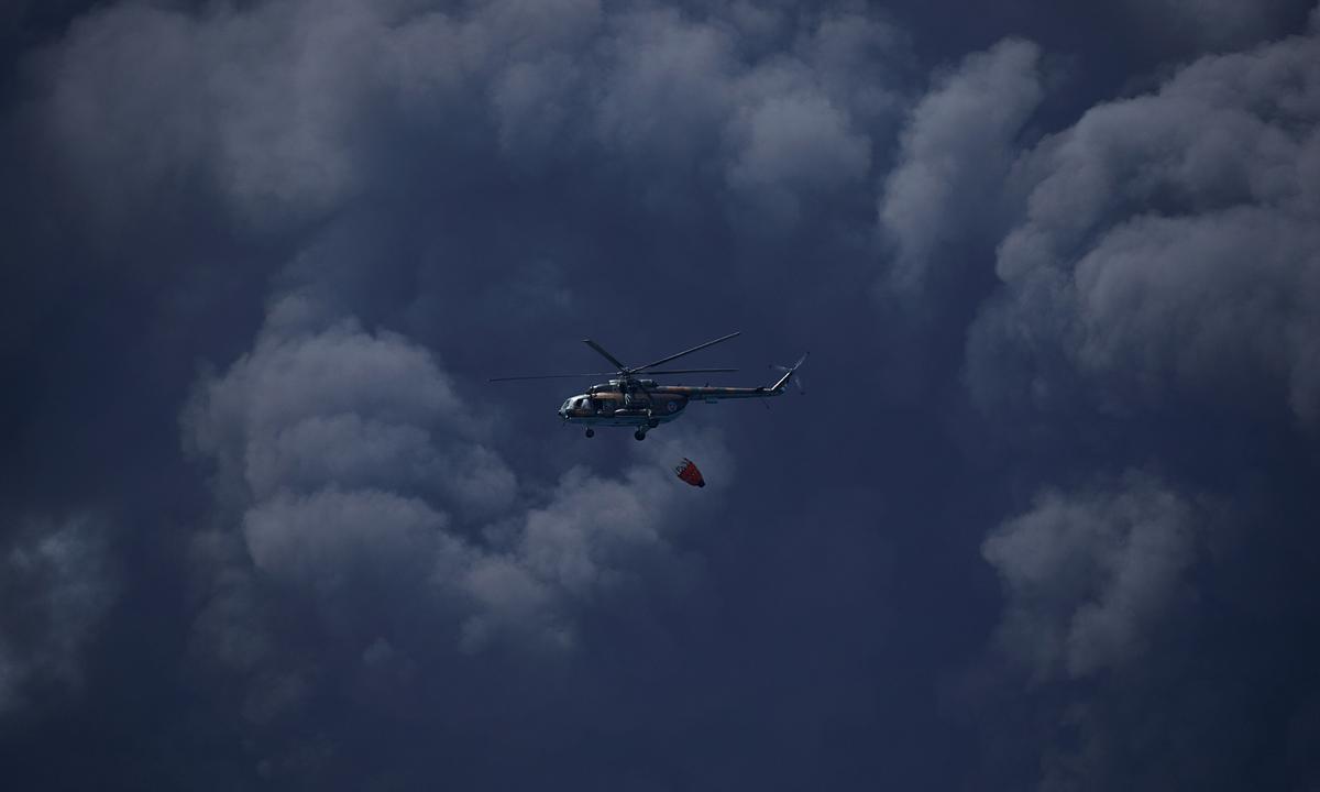 Kuba Feuerwehr im Kampf gegen Brände in Treibstofflager
