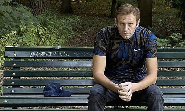 Mittlerweile ist Alexander Nawalny nicht mehr im Krankenhaus und postet immer wieder Bilder von ihm in Berlin auf sozialen Medien.