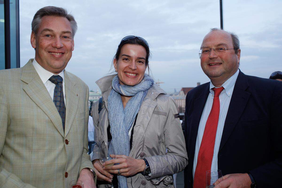 Erich Cibulka (Philadelphia Management), Ivonne Simic (Abbott) und Georg Unger (EWK &amp; Partners, von links).