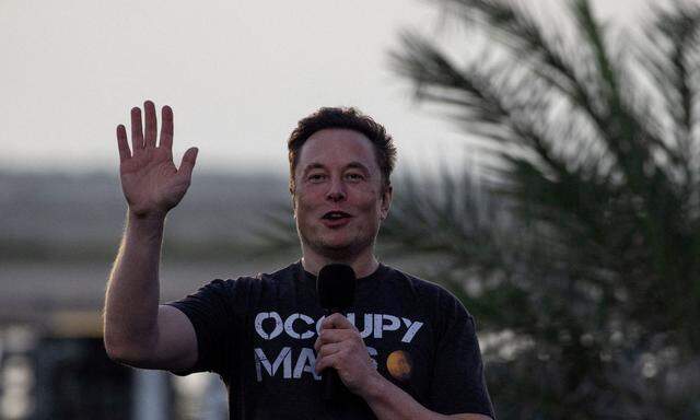 FILE PHOTO: Musk gestures at SpaceX Starbase in Brownsville, Texas