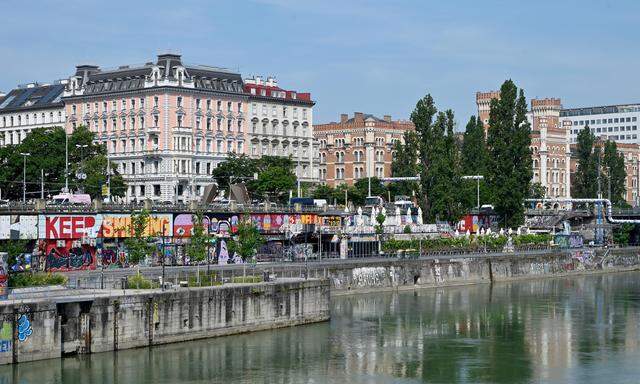Vor dem Lokal Flex am Donaukanal wurden Faustschläge verteilt.