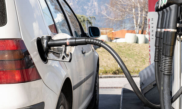 Die Preise an Österreichs Tankstellen liegen derzeit unter dem Vorjahresniveau und wirken inflationsdämpfend. 