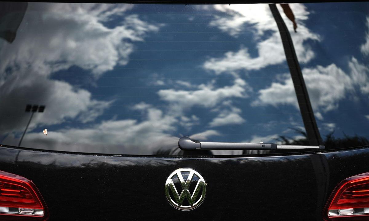 FILES-GERMANY-AUTOMOBILE-LAW-DIPLOMACY-PETROL-ELECTRICITY-CLIMAT