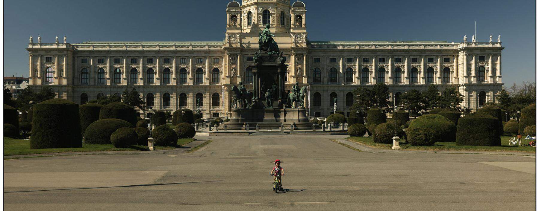 Wie kann man eine überhitzte Zivilisation abkühlen? Wien im Lockdown, fotografiert von Lukas Beck.